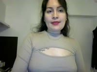 I’m a sensual Latina woman with a soft, feminine and confident presence. I love being admired and desired. I know how to tease with my body, my eyes, and my energy.
If you enjoy watching a woman who is comfortable with her sensuality and knows how to hold your attention, you’re in the right place.