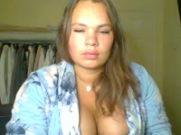 Hey Im Gemma, 24 British babe ! I am curvy with 36E tits !