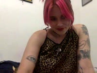 Very sweet and playful! Love to please <3