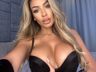 camgirl showing tits ArianaKroft