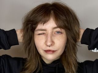 naked girl with webcam masturbating with dildo BettieGiernoth