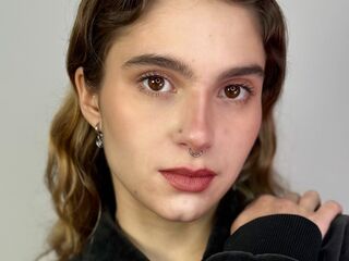 cam girl masturbating with dildo EvaEddie