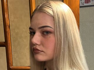 free livecam NicolynMoore