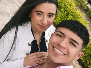 couple bedroom sex cam CelesteAndRoy