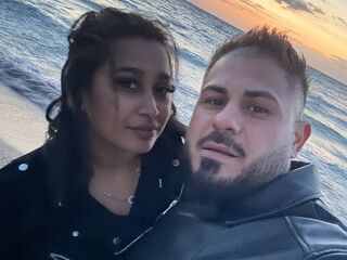 adult cam couple sex show DeeaGratiani