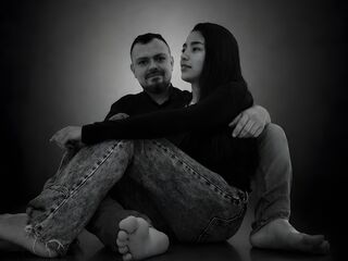 naked cam couple masturbating with vibrator HarryAndHanna