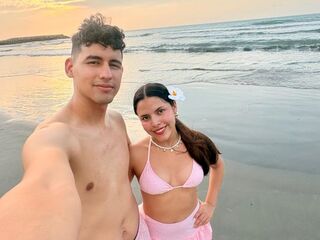 livecam licking pussy SaraAndrex