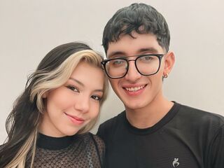 live chatroom sexshow ValeriaandTomas