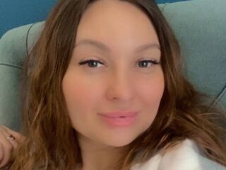 submission chat room IngridSolberg