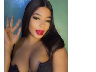 femdom webcam SarahCourt