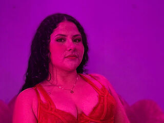 webcamgirl bondage webcam leonelaMessy