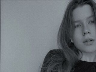 Kinky webcam girl AdelinaGose