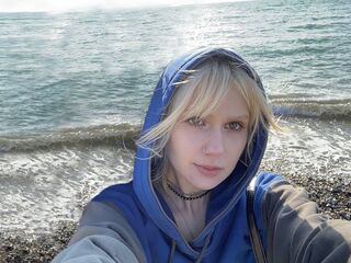web cam chat AliceEiller