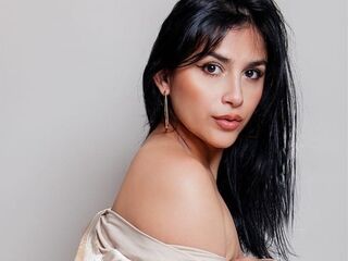 hot cam girl masturbating with vibrator AliceHealer