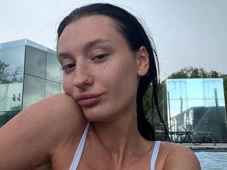 adultcam AliceLewandovski