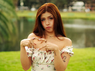 hot cam show AlyBelle