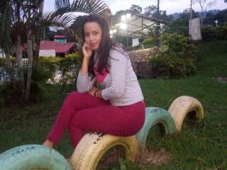 live webcam model AmandaRuiz