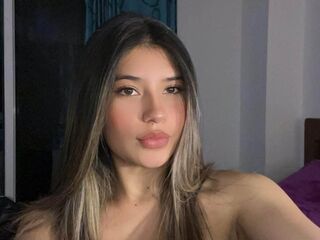 hot webcamslut AmberCantillo