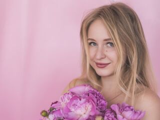webcam babe chatroom AngelDaria