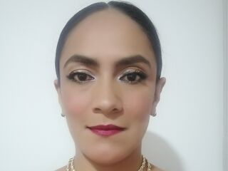 hot strip tease cam AntonellAdiosa