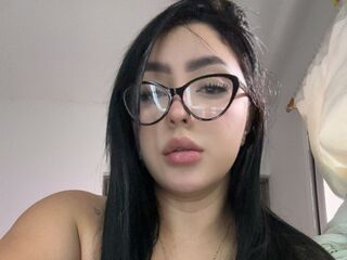 camgirl playing with dildo AriaLaurents