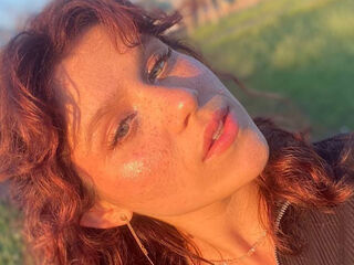 webcam stripper AstridChing