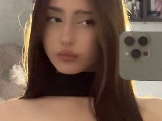 fingering camgirl picture BellaJersiquins