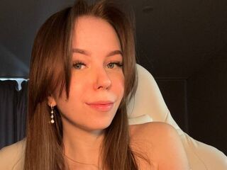 hot live cam BettyAndrews
