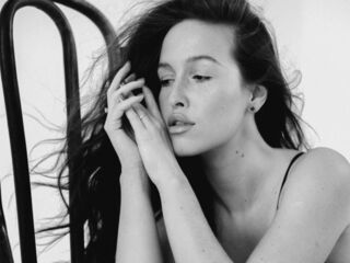 cam whore live BettyLarson