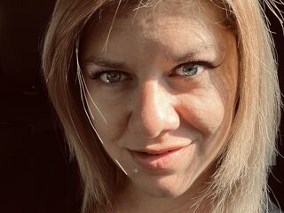 fingering webcamgirl picture BunnyAlice