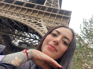 beautiful webcam girl CamilaAzul