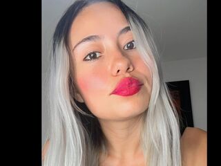 camwhore masturbating with sextoy CamilaCopperX