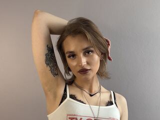 webcam striptease show CammiePratten