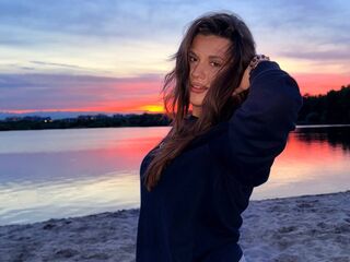 naked cam girl picture CarlyFelde