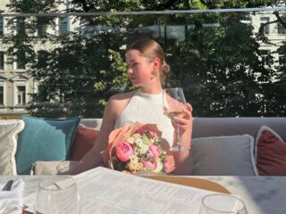 bedroom live sex CarolMeinhard