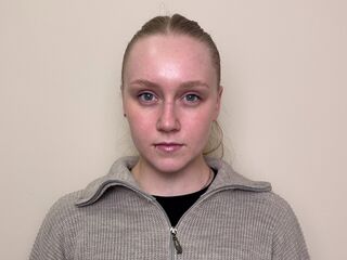 topless cam girl CarolMelser