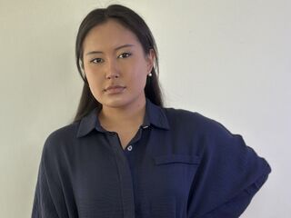cam girl chat CarolannOrmisto