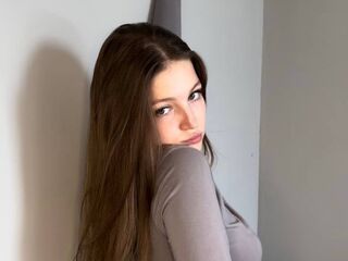 cam whore CarterBella