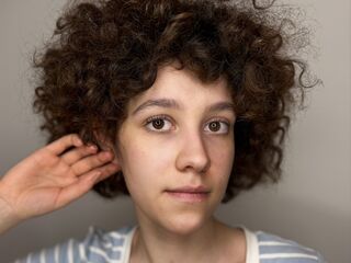 camgirl masturbating with sex toy CaseyMainson