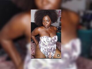 hot naked cam girl CassyStar