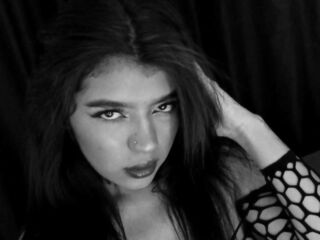 topless girl CharlotheLee