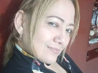 camgirl chat room ClauMister