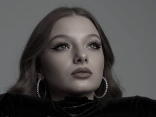 livesex cam show CreolaScheidler