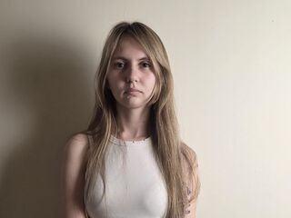 naked cam girl masturbating CrissyLescano