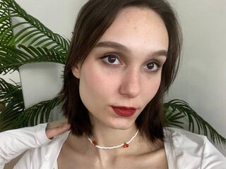 cam girl live cam CwenFurnish