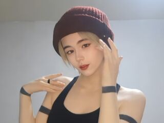 free live chatroom DanaMoretti