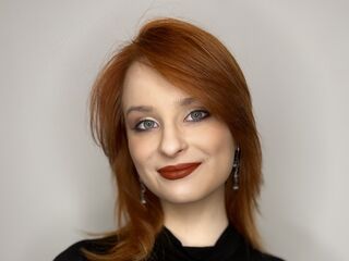 hot webcam slut DorindaFerroni