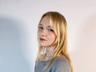 camgirl webcam picture ElmaKinnunen