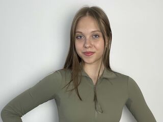 naughty camgirl masturbating with dildo ElviaSix