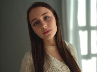 camgirl masturbating with sextoy ElwynaHarn